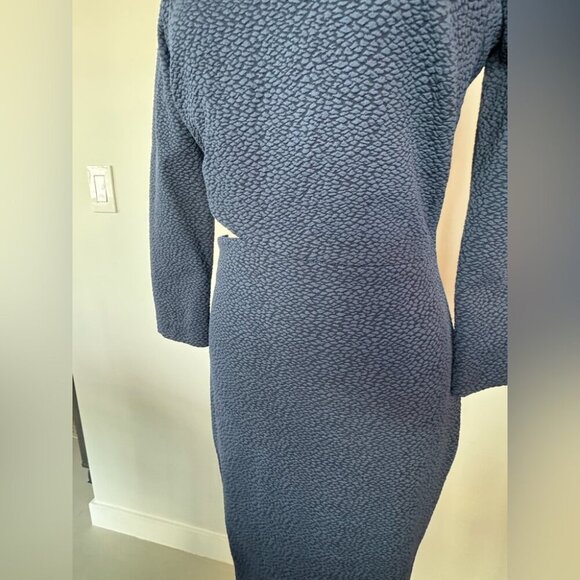 Elizabeth & James Navy Sheath Dress w/ Chic Cutouts – Bergdorf Goodman Exclusive - Picture 3 of 16